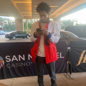 Meet your Posher, Leonel